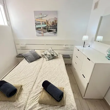 Modern, Cozy And Peaceful Oceanfront Oasis Daire