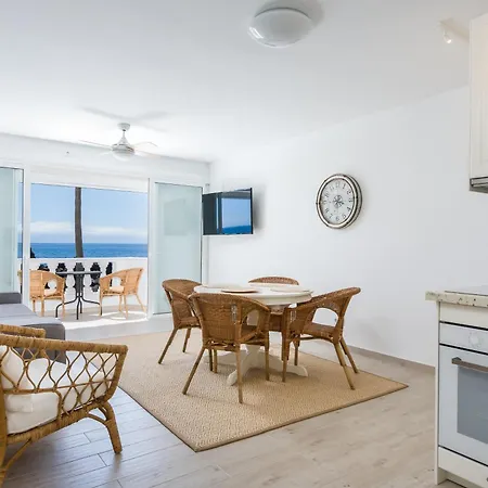 Modern, Cozy And Peaceful Oceanfront Oasis *