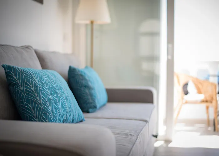 Modern, Cozy And Peaceful Oceanfront Oasis *