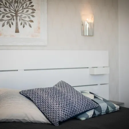 Modern, Cozy And Peaceful Oceanfront Oasis