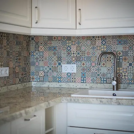 Modern, Cozy And Peaceful Oceanfront Oasis דירה *