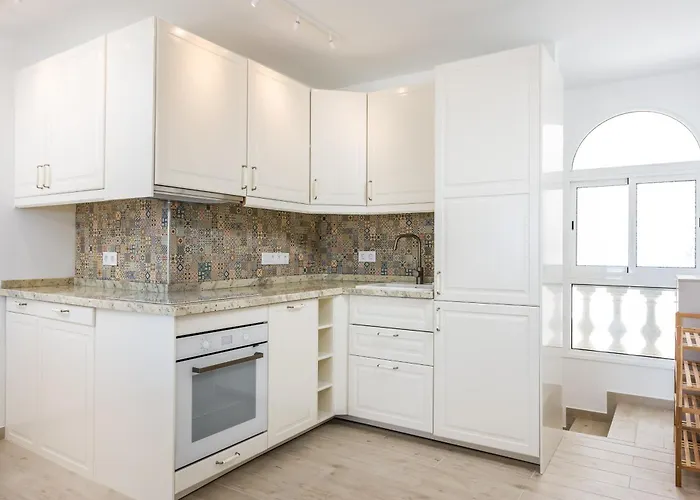 Modern, Cozy And Peaceful Oceanfront Oasis