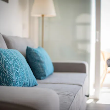 Modern, Cozy And Peaceful Oceanfront Oasis *