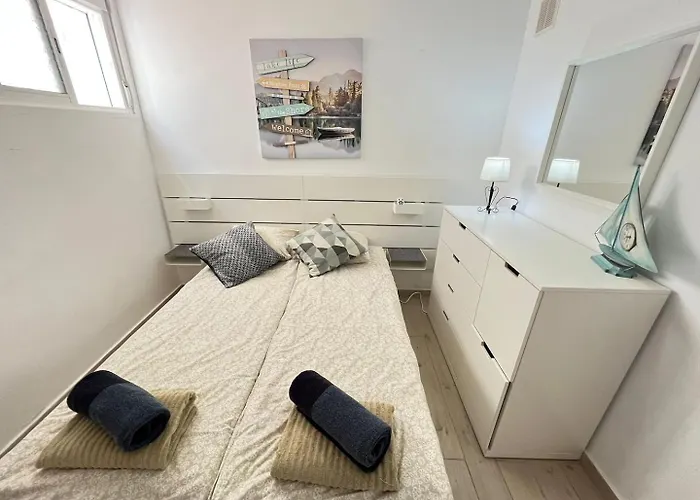 Modern, Cozy And Peaceful Oceanfront Oasis Apartment